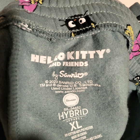Sanrio Sweatpants in XL - Picture 3 of 3